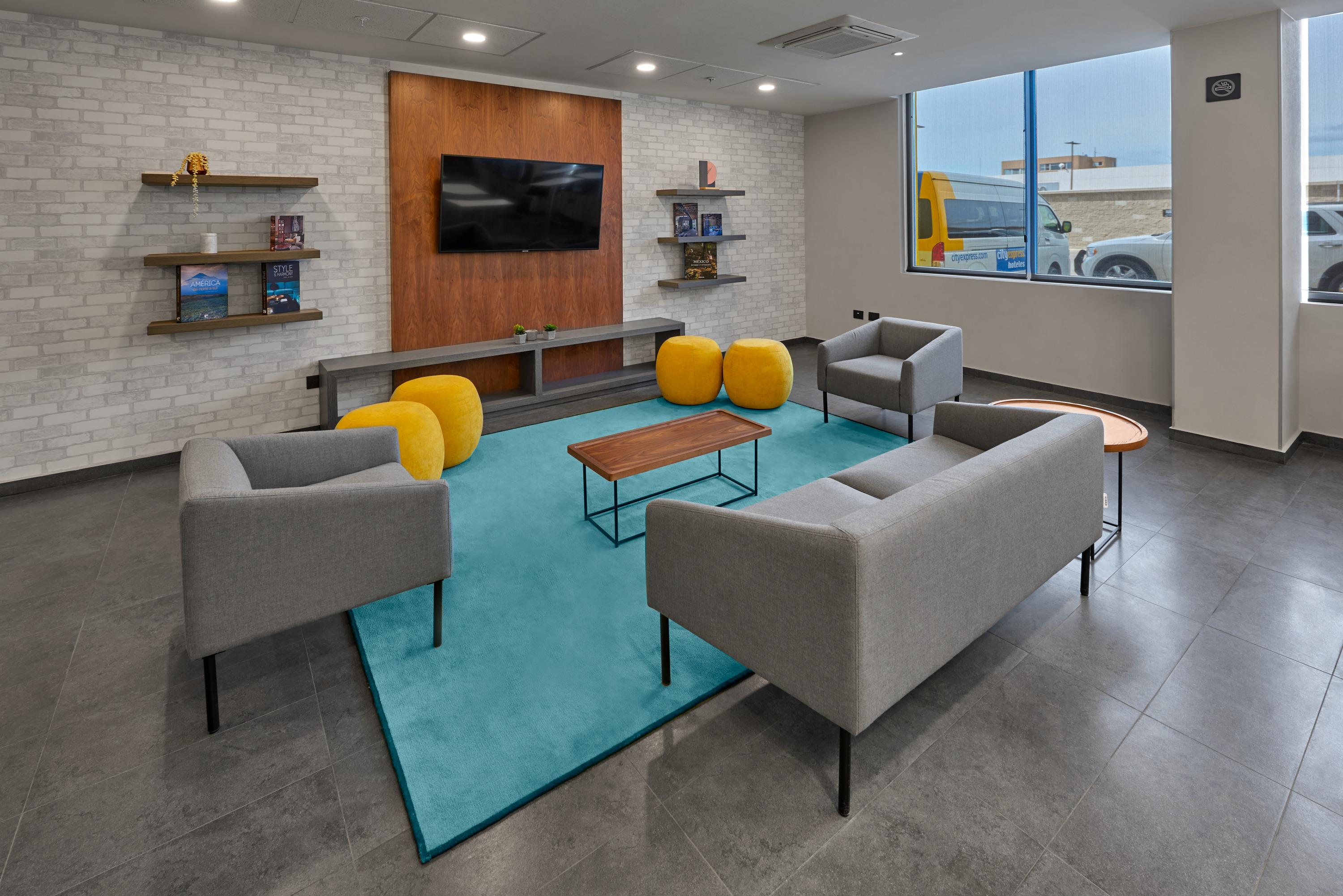 Hotel Express By Marriott 4*