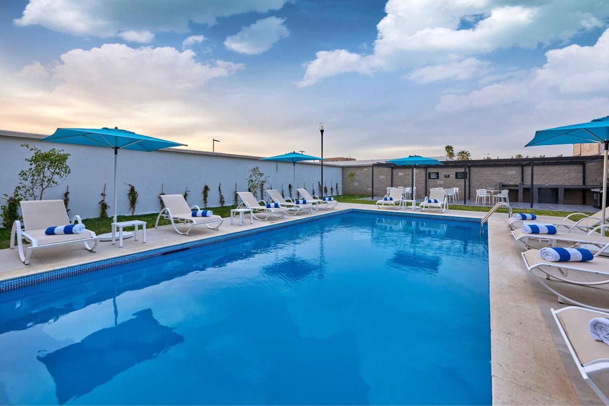 Hotel Express By Marriott 4*